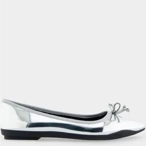 AEROSOLES Shiny Silver Loafers
